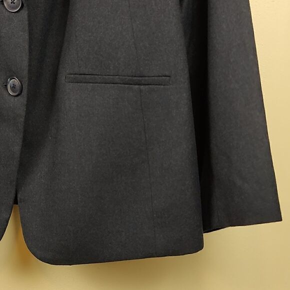 Talbot's Luxurious Collection Wool 2-Button Blazer/Jacket in Navy NWT - Picture 5 of 14